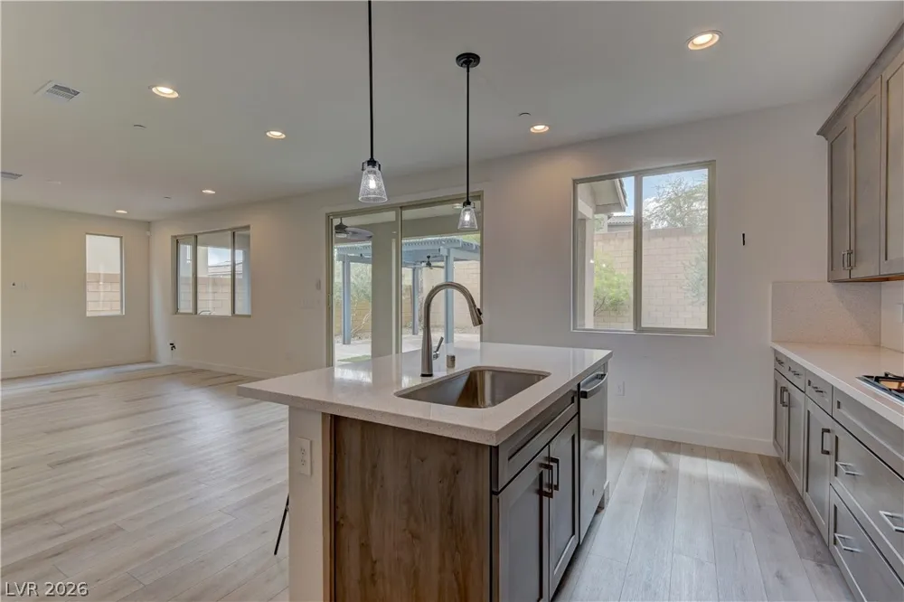 9901 Cullin Range Avenue Las Vegas, NV 89166