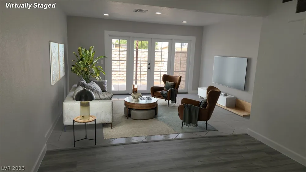 2373 Cardiff Lane #B Las Vegas, NV 89108