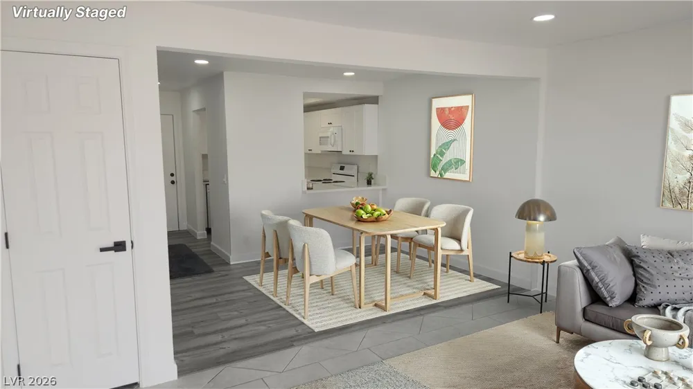 2373 Cardiff Lane #B Las Vegas, NV 89108