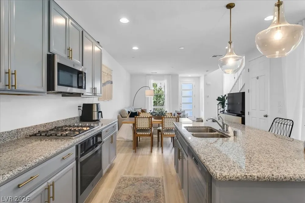 92 Kimberlite Drive Henderson, NV 89011