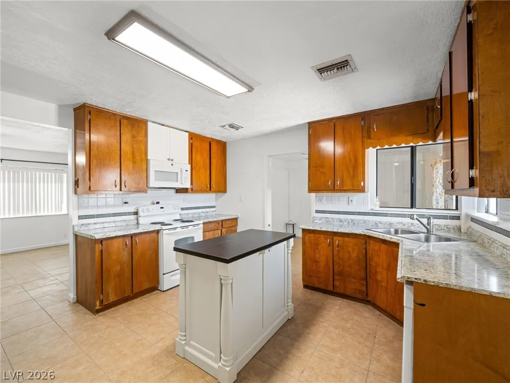 1825 Cicchi Street Sandy Valley, NV 89019