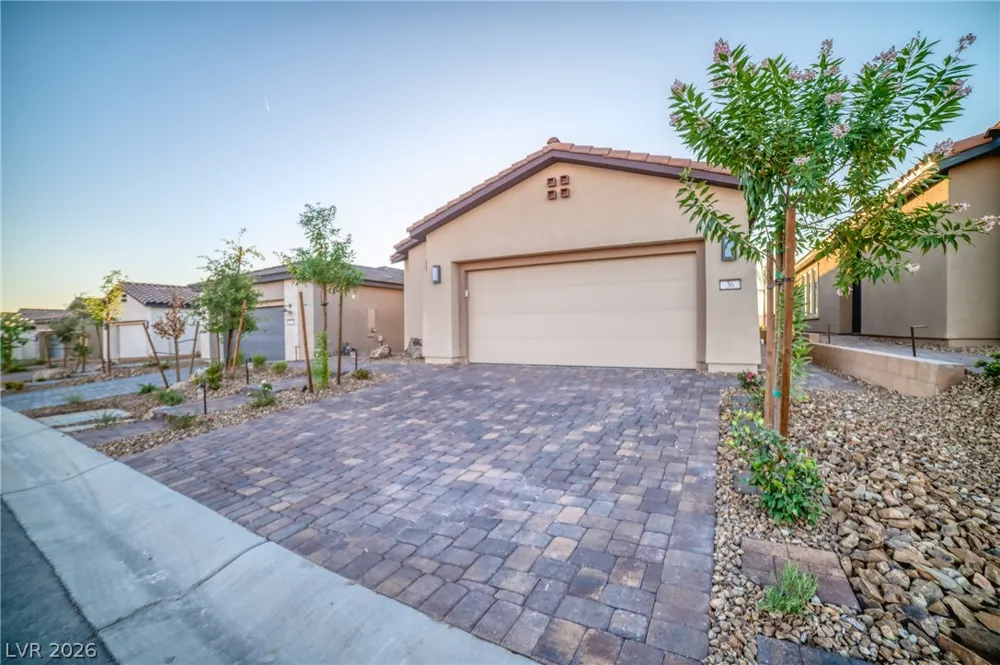 36 Stone Bluff Lane Henderson, NV 89011