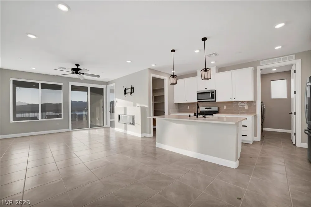 36 Stone Bluff Lane Henderson, NV 89011