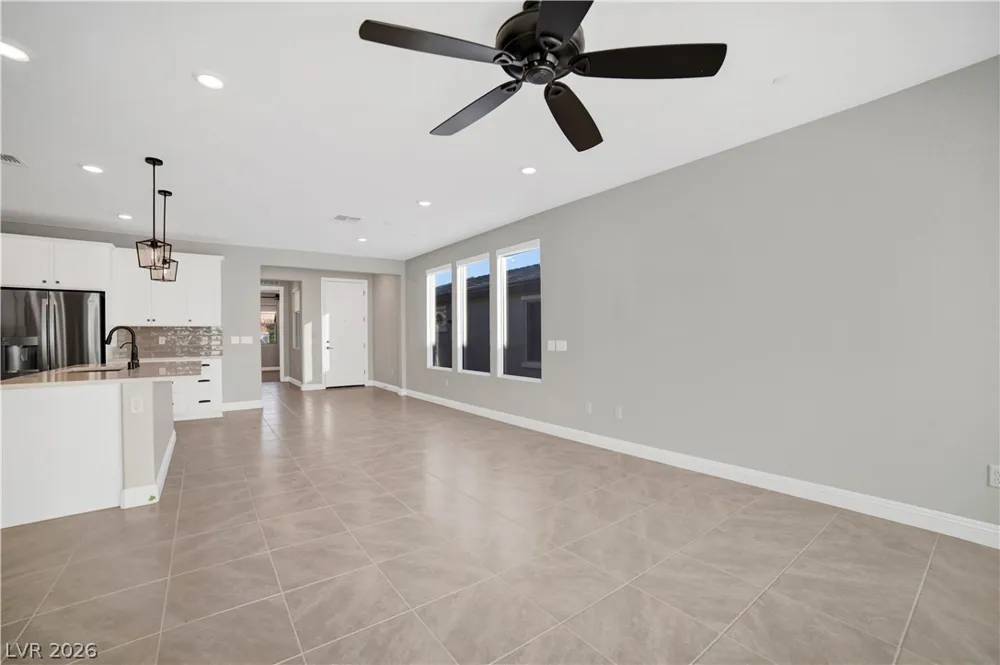 36 Stone Bluff Lane Henderson, NV 89011