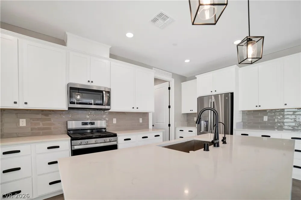 36 Stone Bluff Lane Henderson, NV 89011