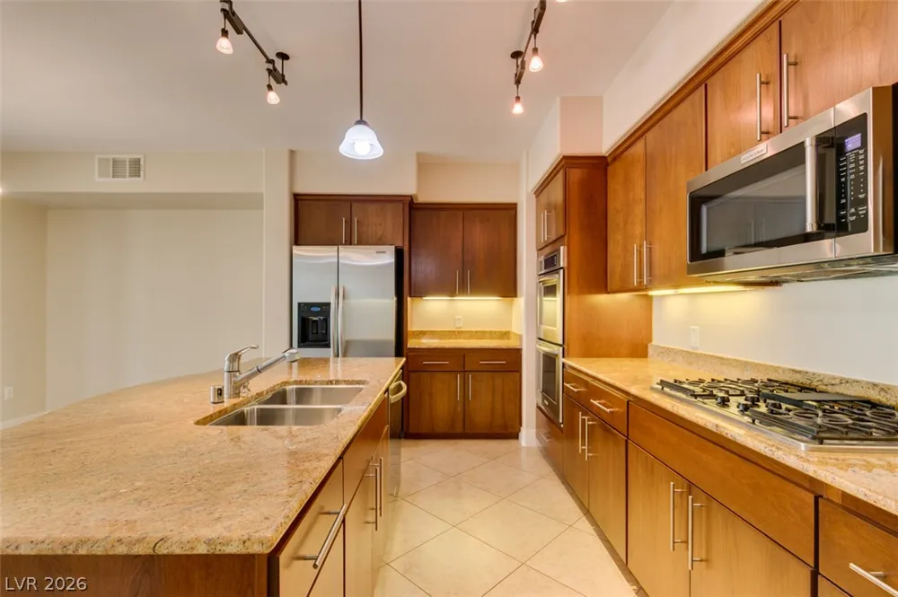 2555 Hampton Road #3203 Henderson, NV 89052