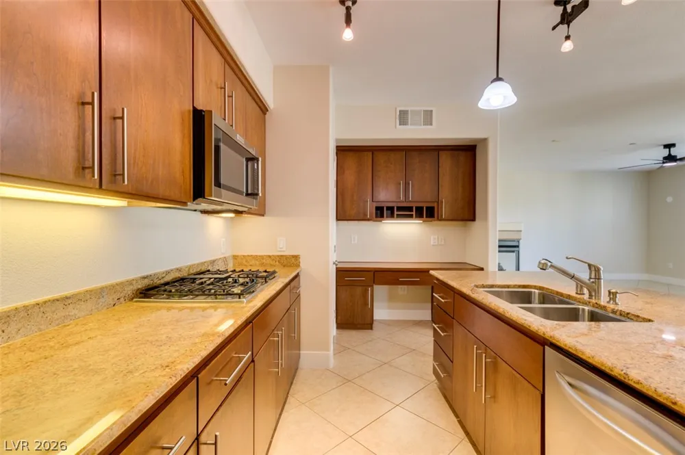 2555 Hampton Road #3203 Henderson, NV 89052