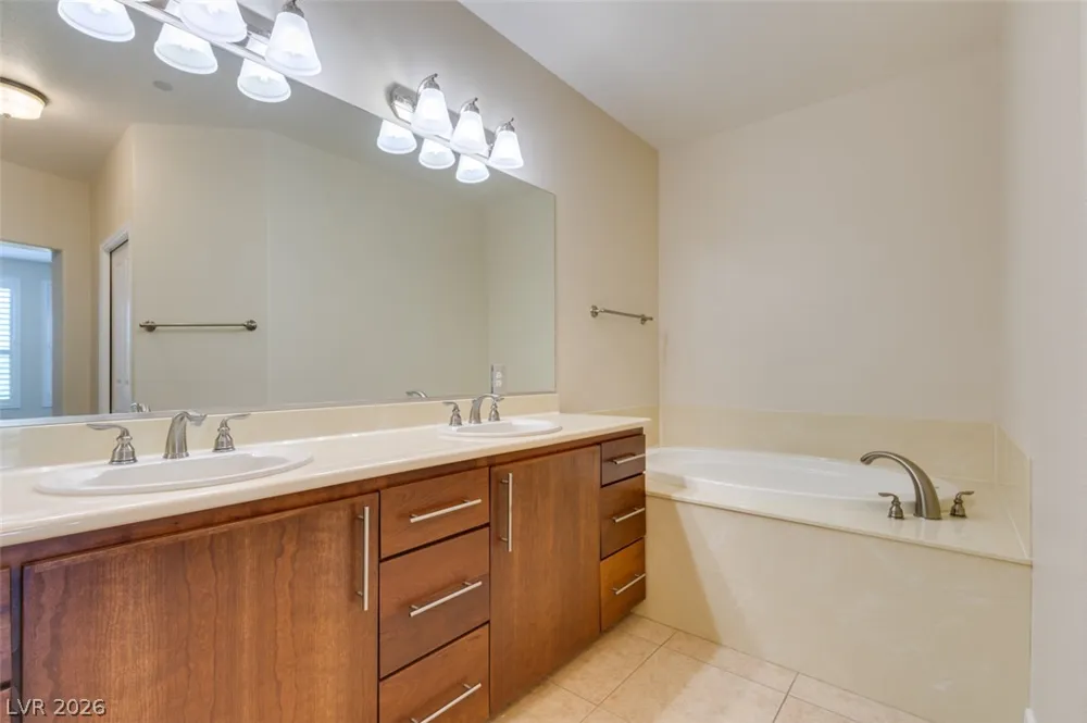 2555 Hampton Road #3203 Henderson, NV 89052