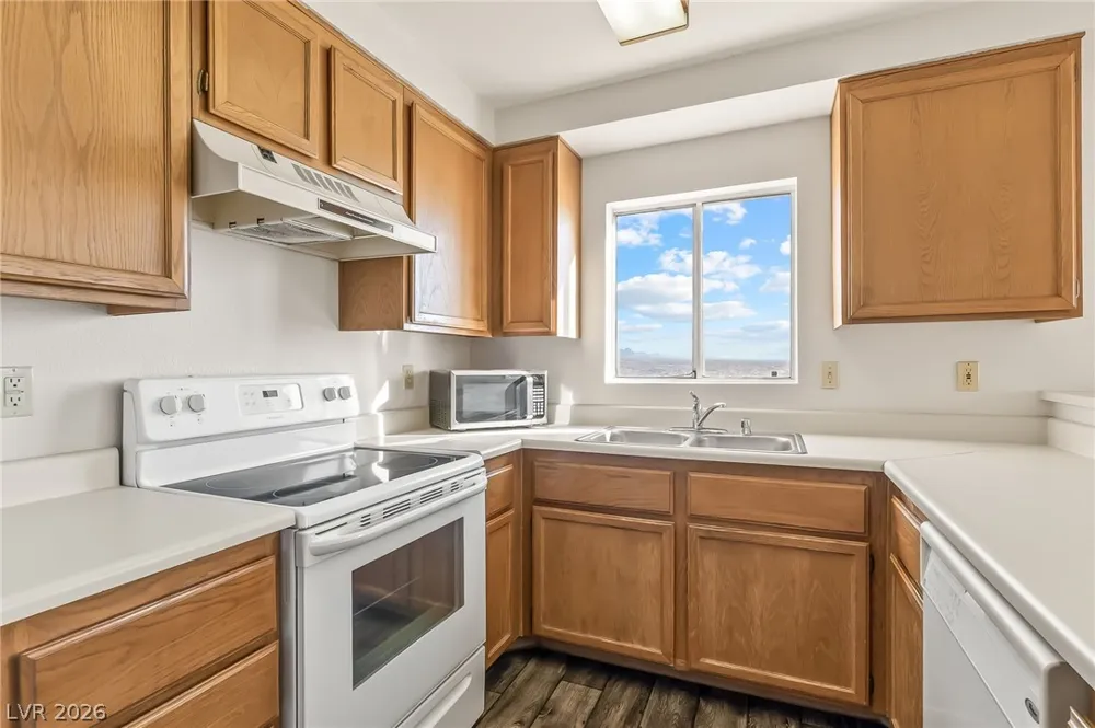 2191 Bay Club Drive #204 Laughlin, NV 89029
