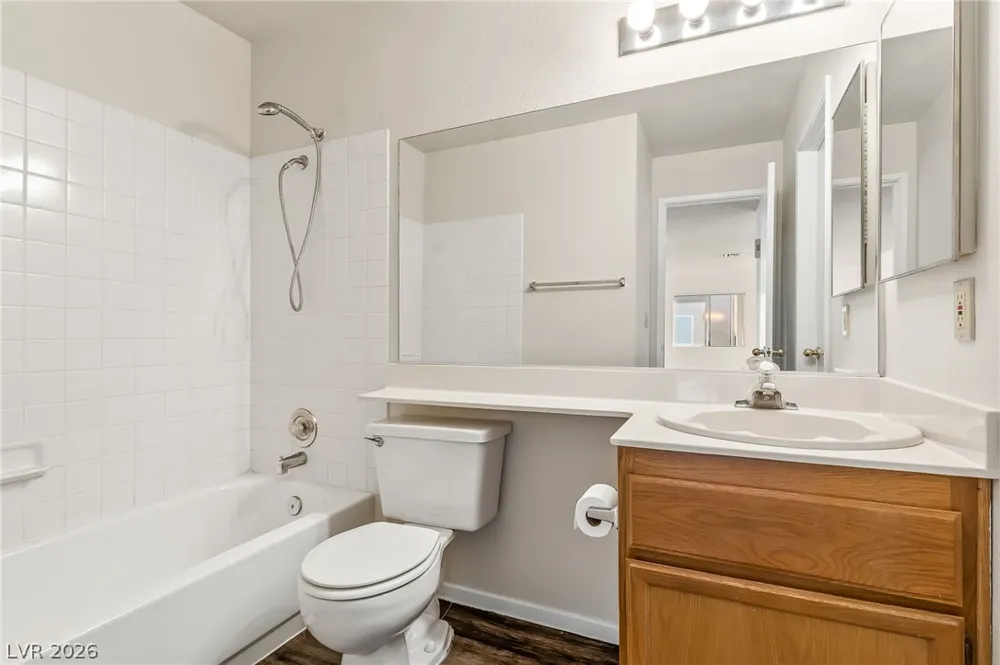 2191 Bay Club Drive #204 Laughlin, NV 89029