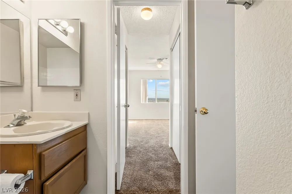 2191 Bay Club Drive #204 Laughlin, NV 89029