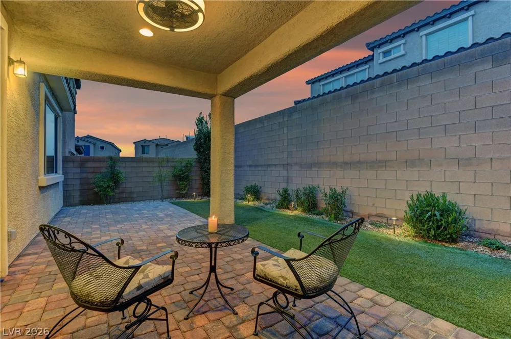 9667 Treeline Run Avenue Las Vegas, NV 89166