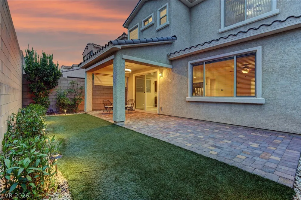 9667 Treeline Run Avenue Las Vegas, NV 89166