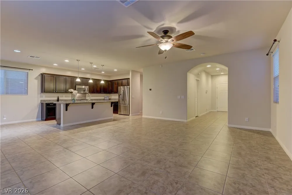 9667 Treeline Run Avenue Las Vegas, NV 89166