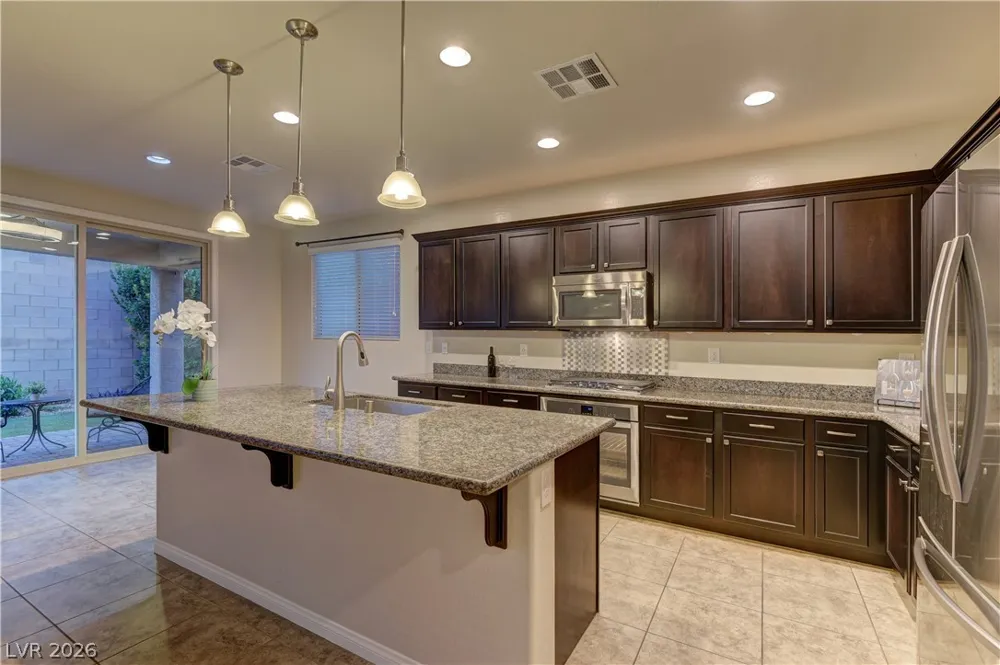 9667 Treeline Run Avenue Las Vegas, NV 89166