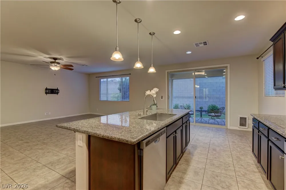 9667 Treeline Run Avenue Las Vegas, NV 89166