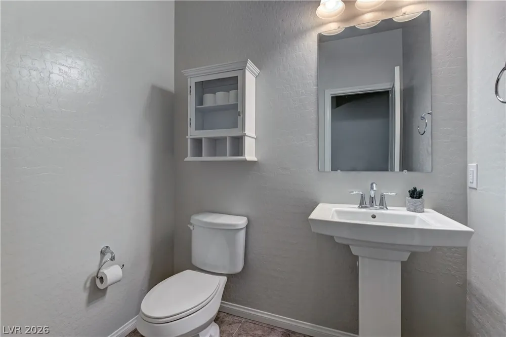 9667 Treeline Run Avenue Las Vegas, NV 89166