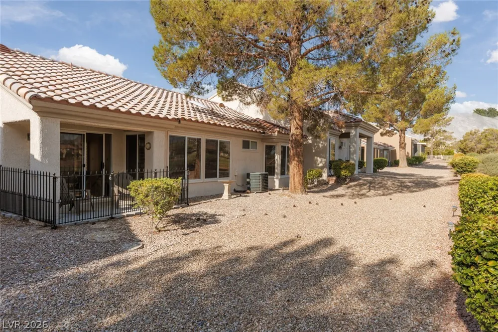 9448 January Drive Las Vegas, NV 89134