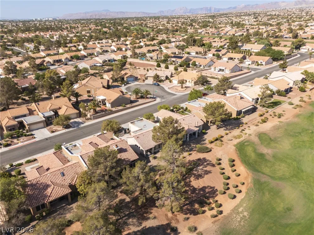9448 January Drive Las Vegas, NV 89134
