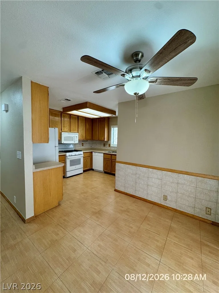 8621 Lyla Rae Circle Las Vegas, NV 89117