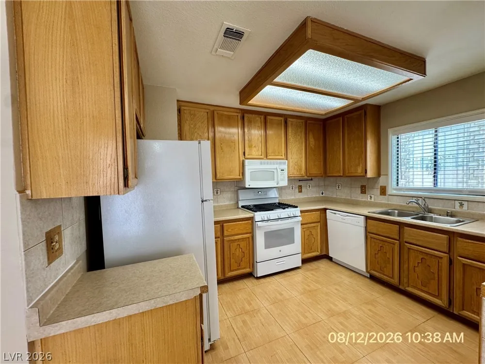 8621 Lyla Rae Circle Las Vegas, NV 89117