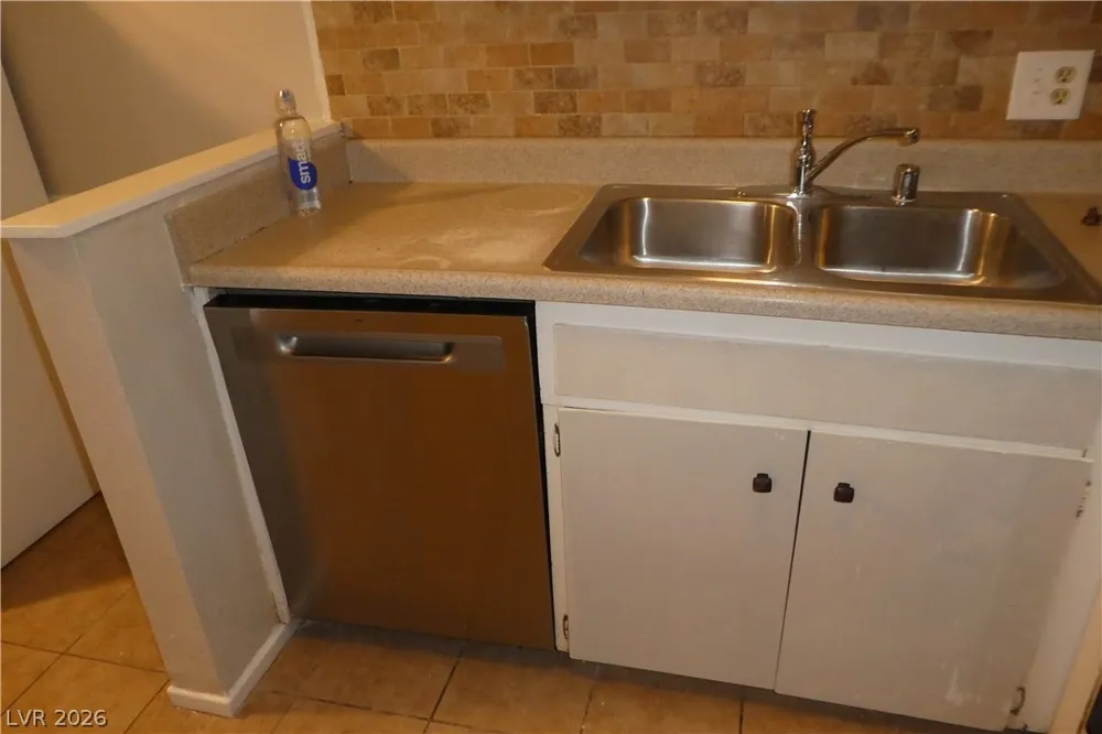 212 Orland Street #30 Las Vegas, NV 89107