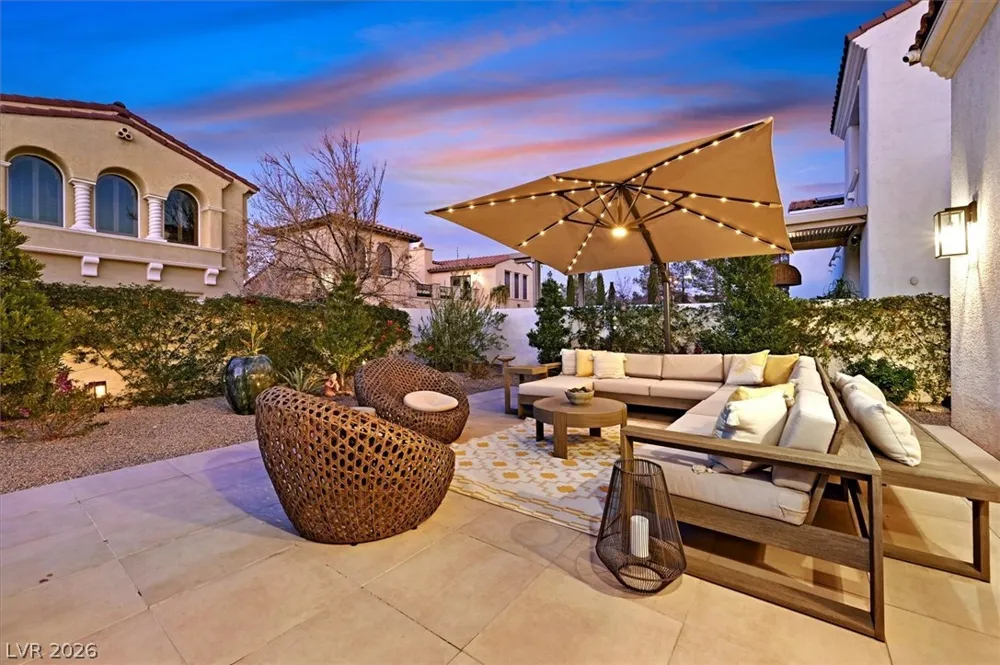 11824 Kingsbarns Court Las Vegas, NV 89141