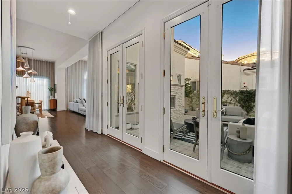 11824 Kingsbarns Court Las Vegas, NV 89141