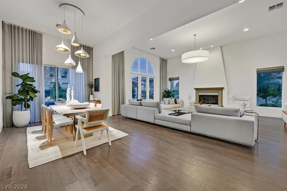 11824 Kingsbarns Court Las Vegas, NV 89141