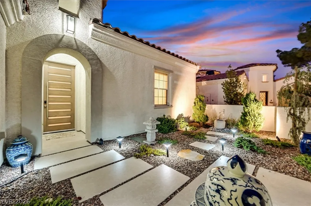 11824 Kingsbarns Court Las Vegas, NV 89141