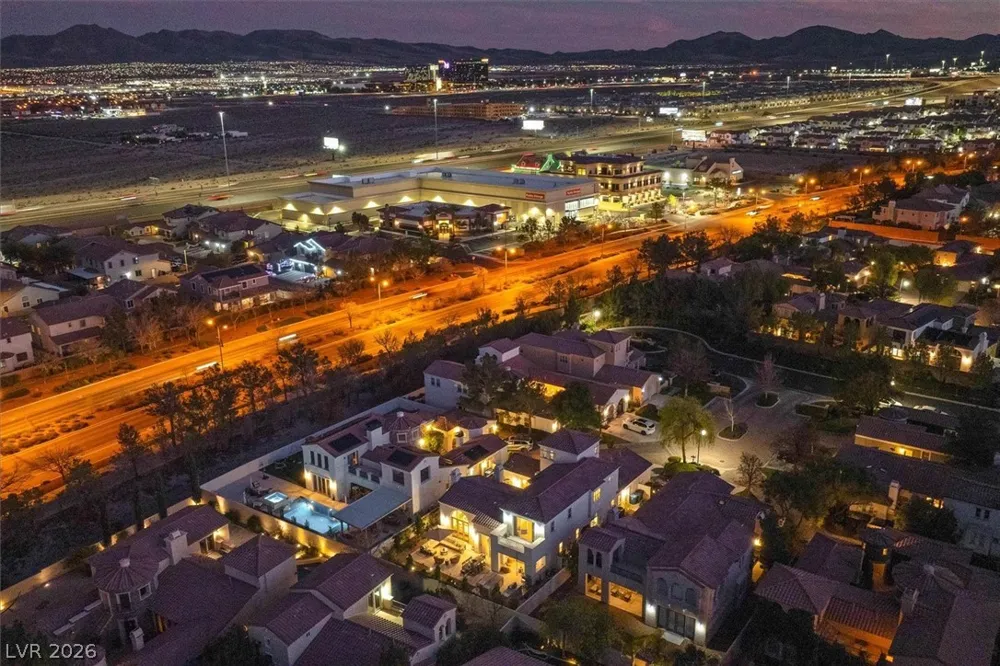 11824 Kingsbarns Court Las Vegas, NV 89141