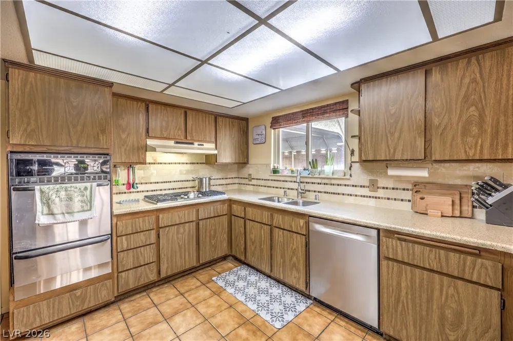 620 Del Prado Drive Boulder City, NV 89005