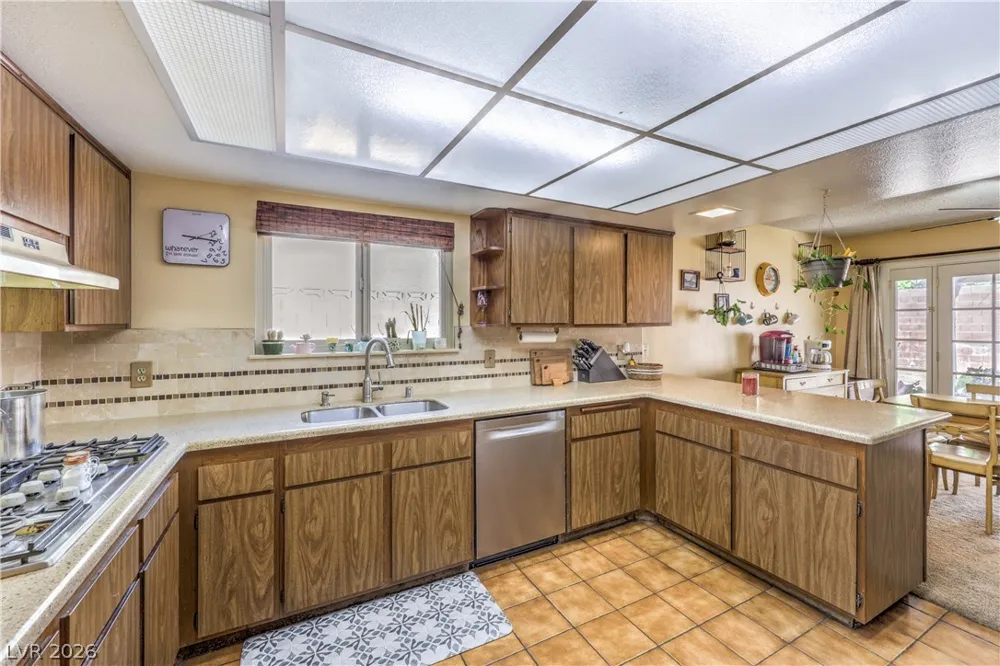 620 Del Prado Drive Boulder City, NV 89005