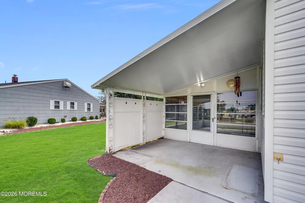 57 Westport Drive Toms River, NJ 08757