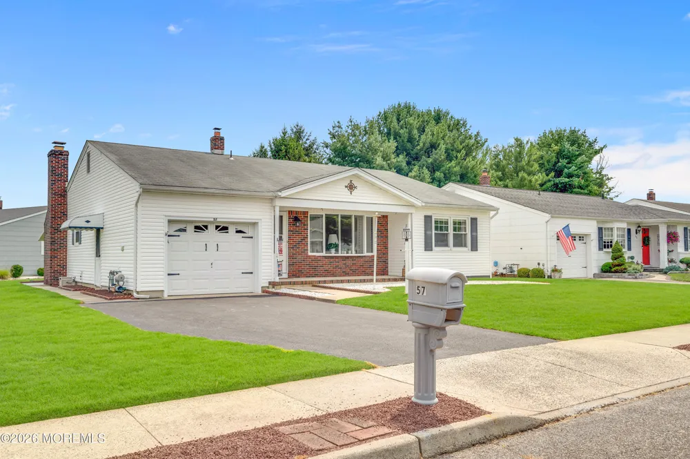 57 Westport Drive Toms River, NJ 08757