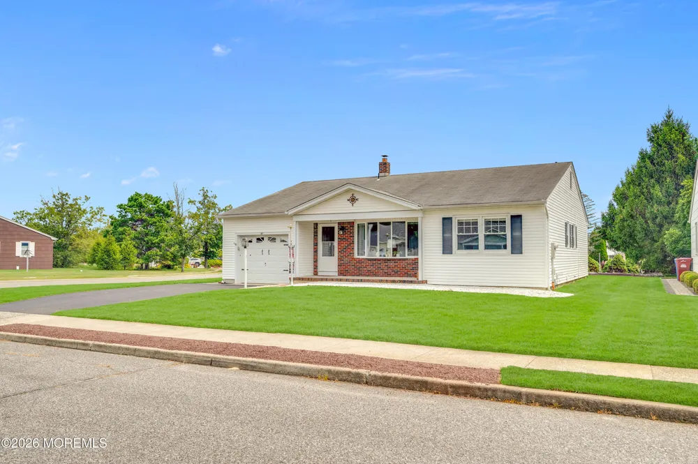 57 Westport Drive Toms River, NJ 08757