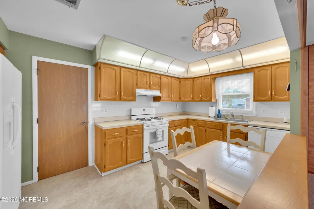 57 Westport Drive Toms River, NJ 08757