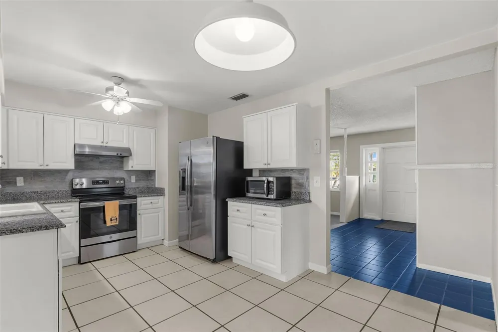 415 49TH STREET W Palmetto, FL 34221
