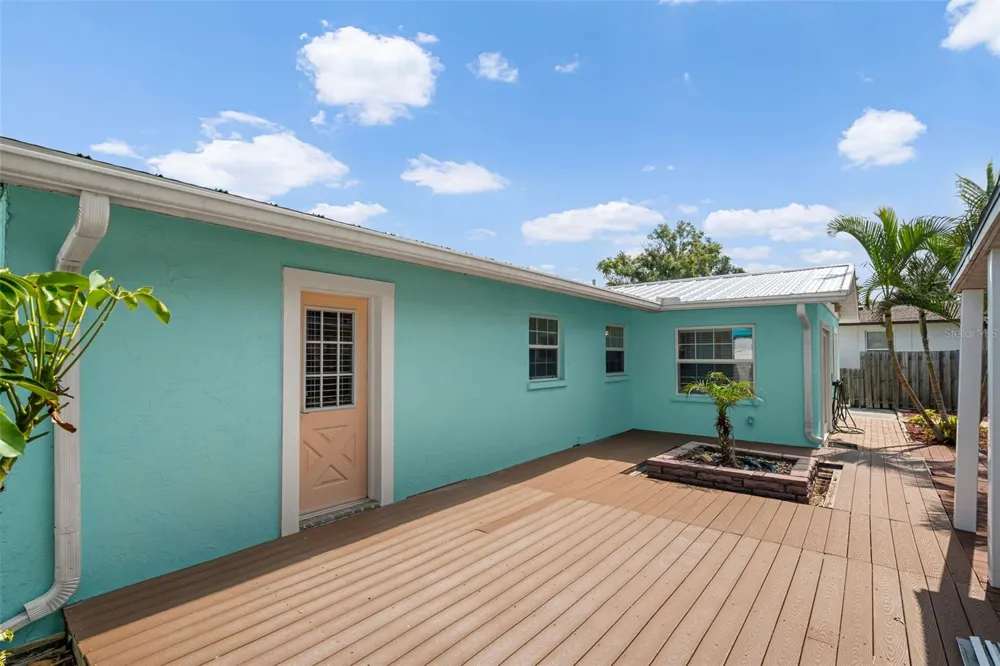 415 49TH STREET W Palmetto, FL 34221