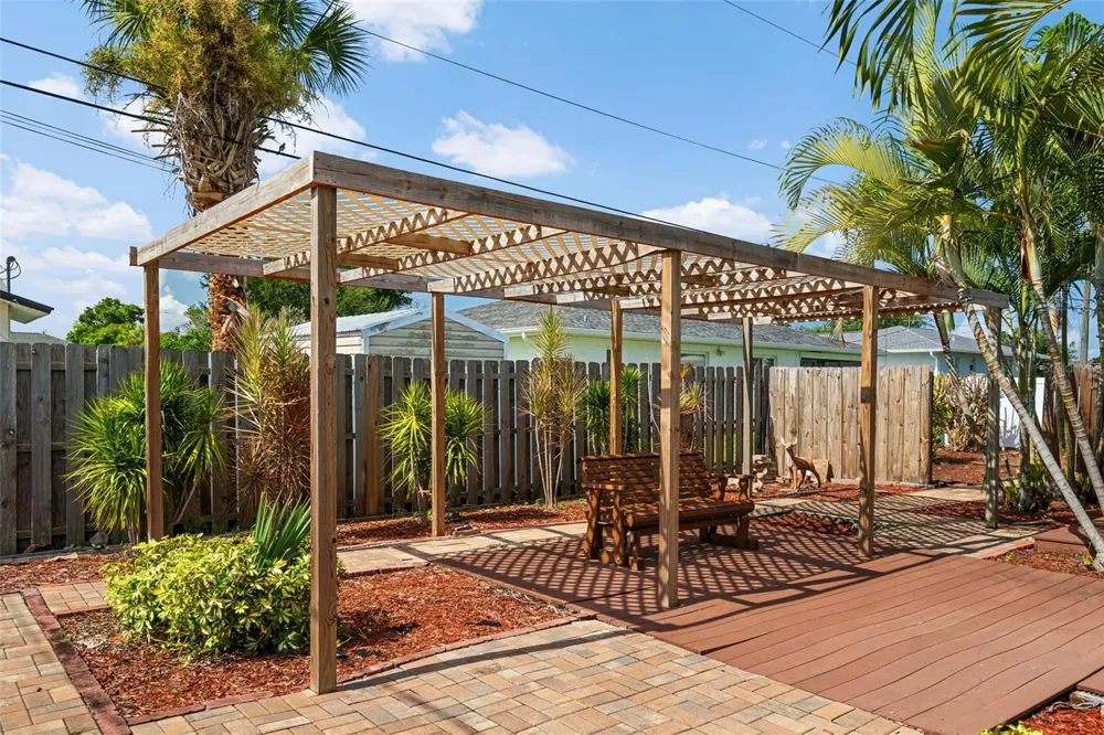 415 49TH STREET W Palmetto, FL 34221