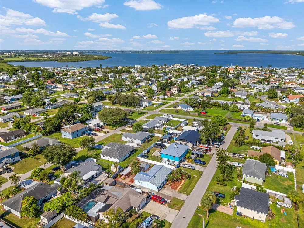415 49TH STREET W Palmetto, FL 34221