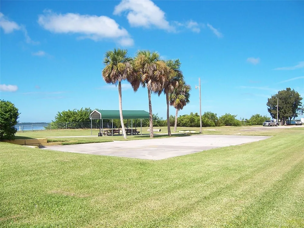415 49TH STREET W Palmetto, FL 34221