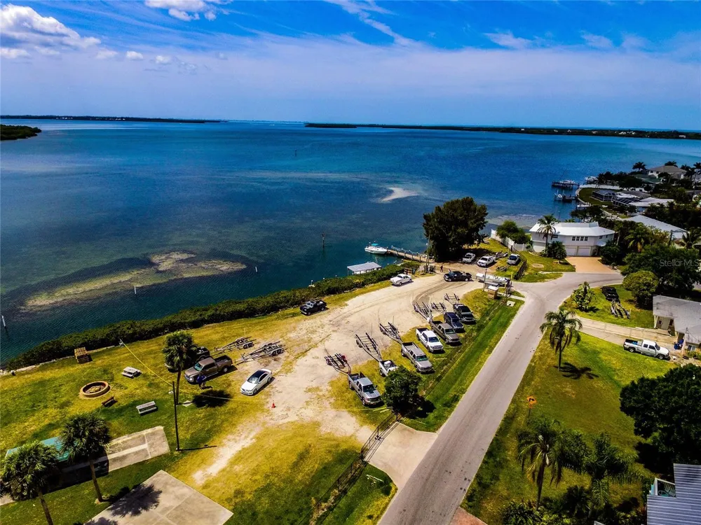 415 49TH STREET W Palmetto, FL 34221