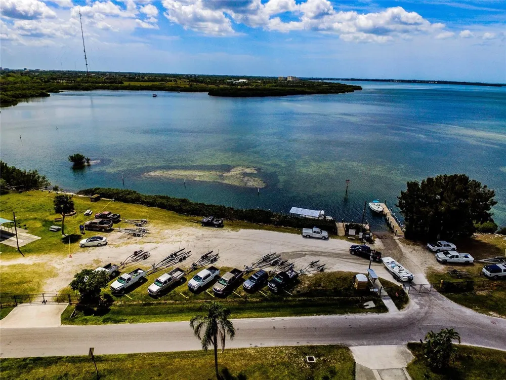 415 49TH STREET W Palmetto, FL 34221