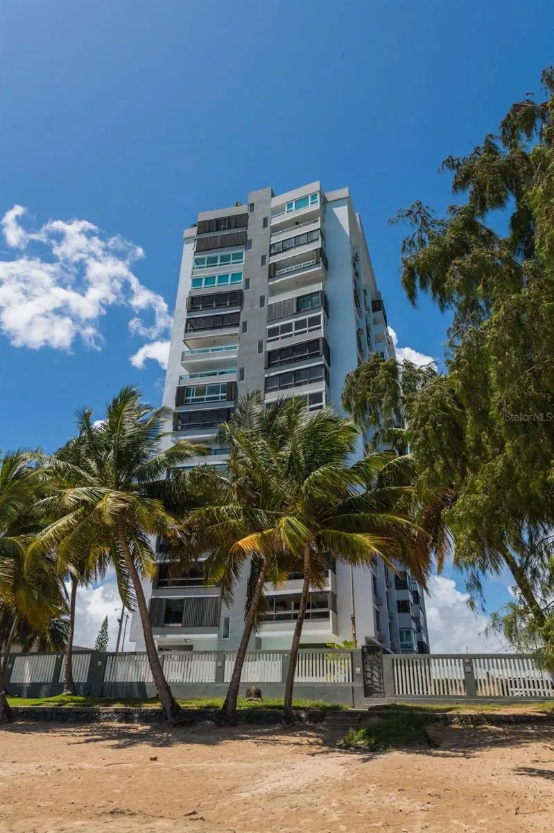 4123 ISLA VERDE AVENUE #1703 Carolina, PR 00979