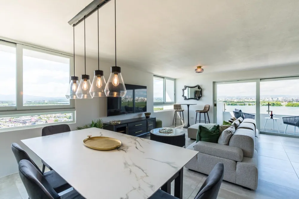 4123 ISLA VERDE AVENUE #1703 Carolina, PR 00979
