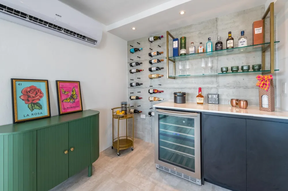 4123 ISLA VERDE AVENUE #1703 Carolina, PR 00979