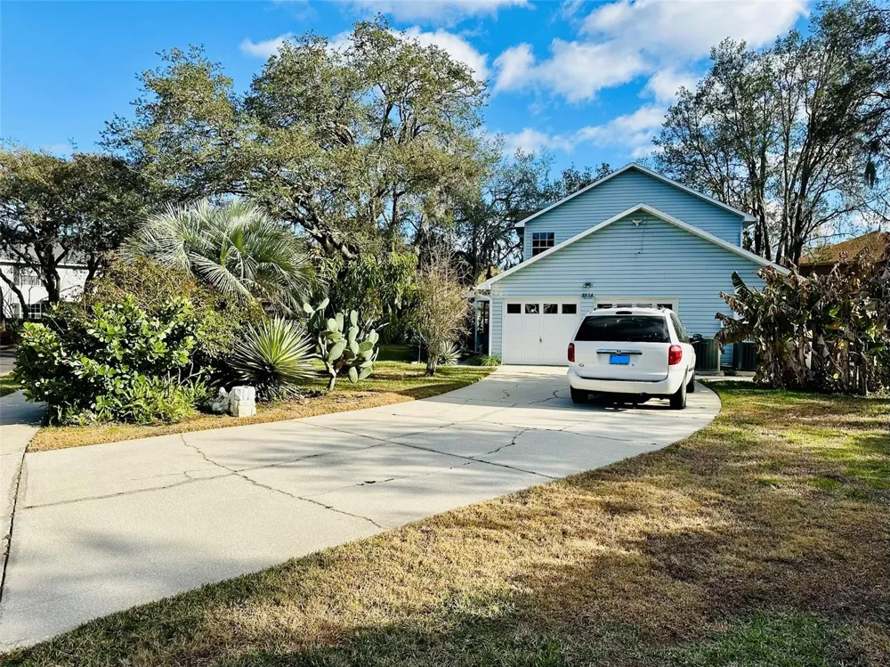 8834 WHISPERING OAKS TRAIL New Port Richey, FL 34654