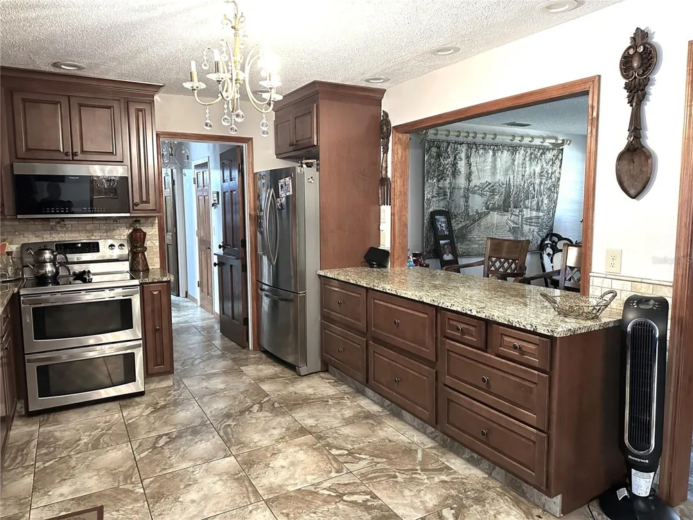 8834 WHISPERING OAKS TRAIL New Port Richey, FL 34654