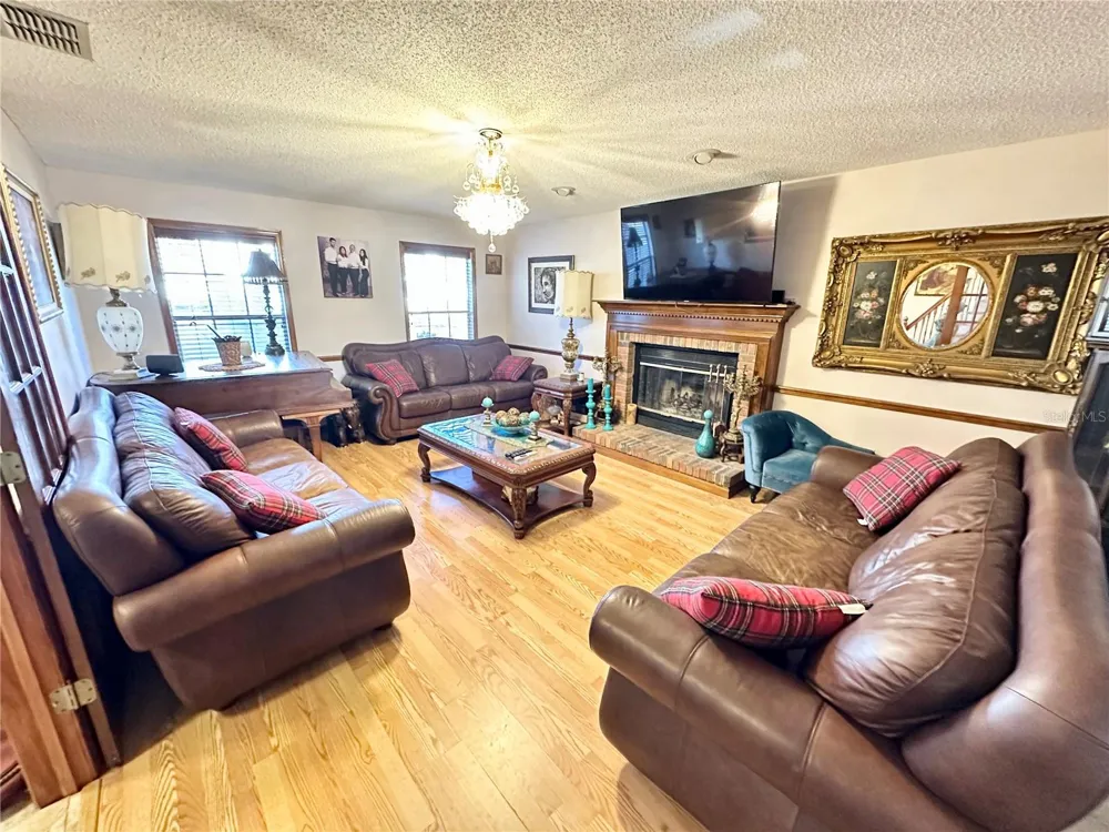 8834 WHISPERING OAKS TRAIL New Port Richey, FL 34654